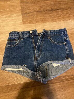 PrettyLittleThing Dark Wash High Rise Denim Shorts